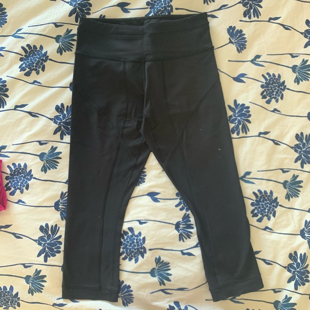 Lululemon crop running tights size 6